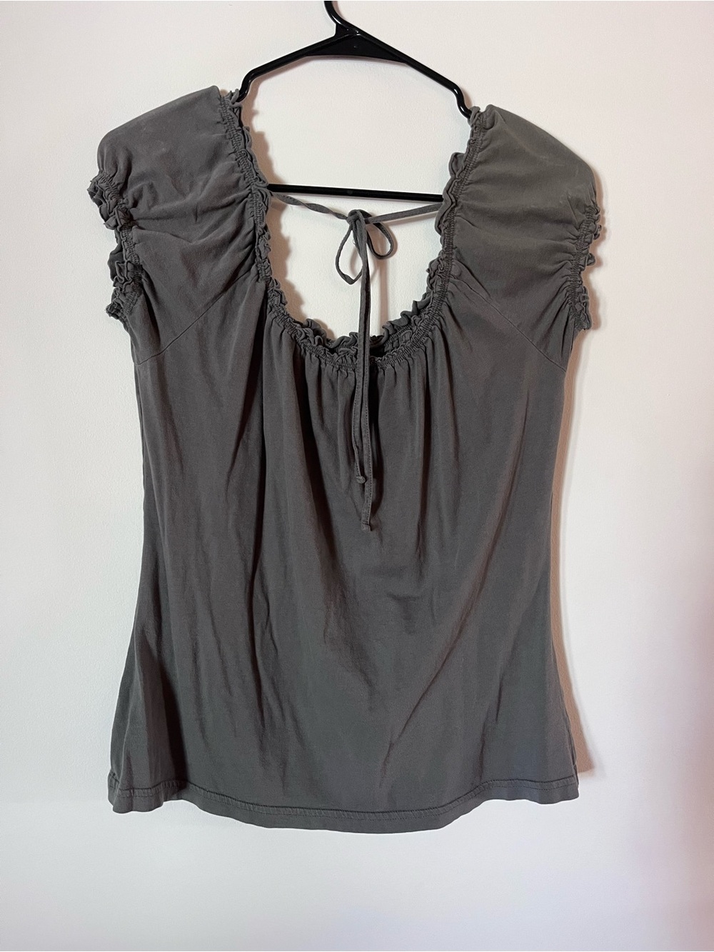 Prana Gray Scoop Neck Tie-Back Ruched Sleeve Top